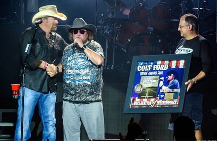 Average Joes Entertainment, Colt Ford, Toby Keith, RIAA, Jason Aldean, Show Dog-Universal