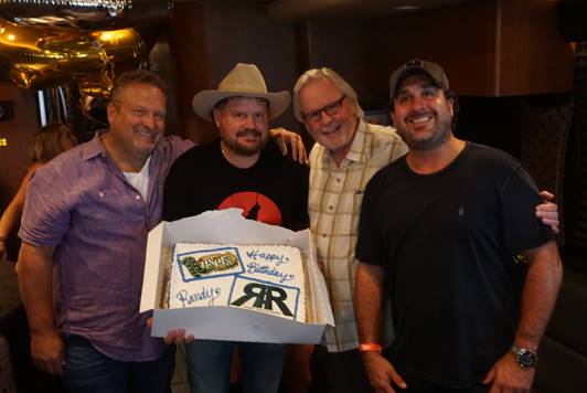Randy Rogers Band, Losers Bar And Grill, 377 Management, Red Light Management, Steve Ford, Randy Rogers, Erv Woosley, Enzo DeVincenzo
