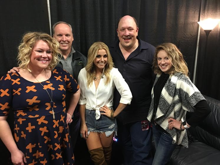 Stoney Creek Records, Lindsay Ell, Wilkes-Barre, Life Amplified Tour, Brad Paisley