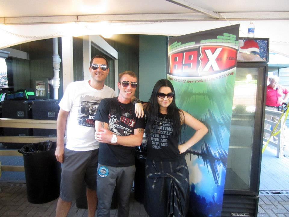 Amy Lee hangs out at CIMX