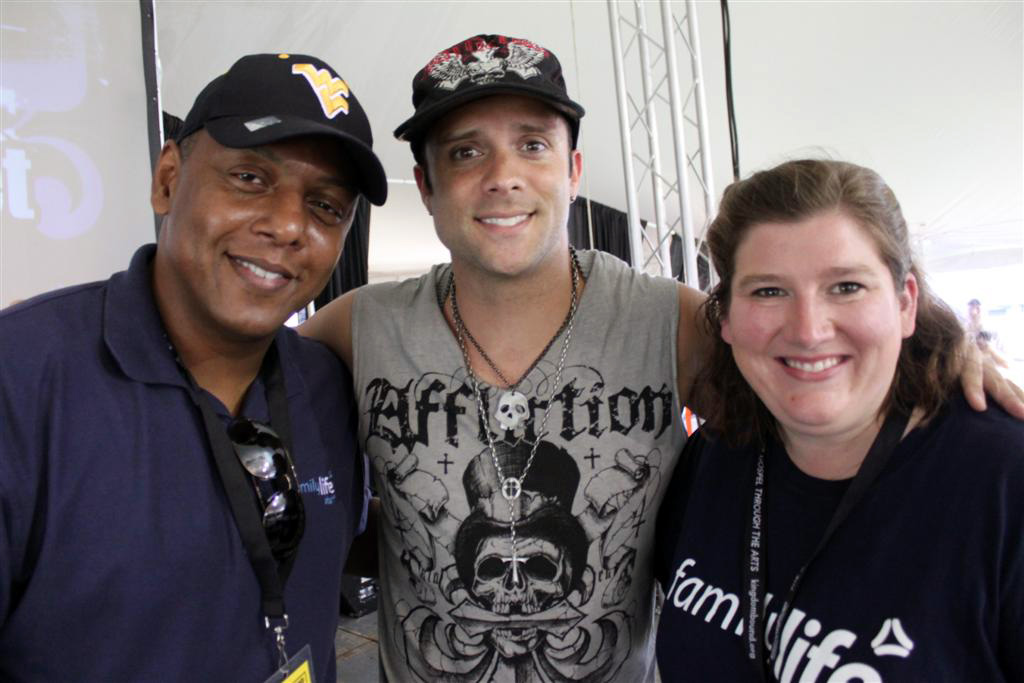 Skillet's John Cooper visits with Family Life Network staffers