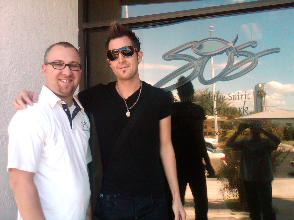 KSOS/Las Vegas welcomes Lincoln Brewster
