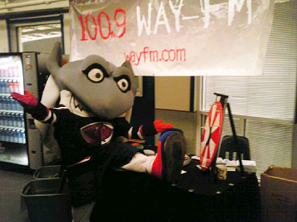 South Carolina Stingrays mascot at WPAL's school supply fundraiser