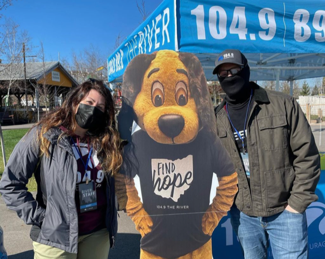 104.9 the River; Mornings with Mary & Josh; Columbus Zoo; Eggs paws & Claws