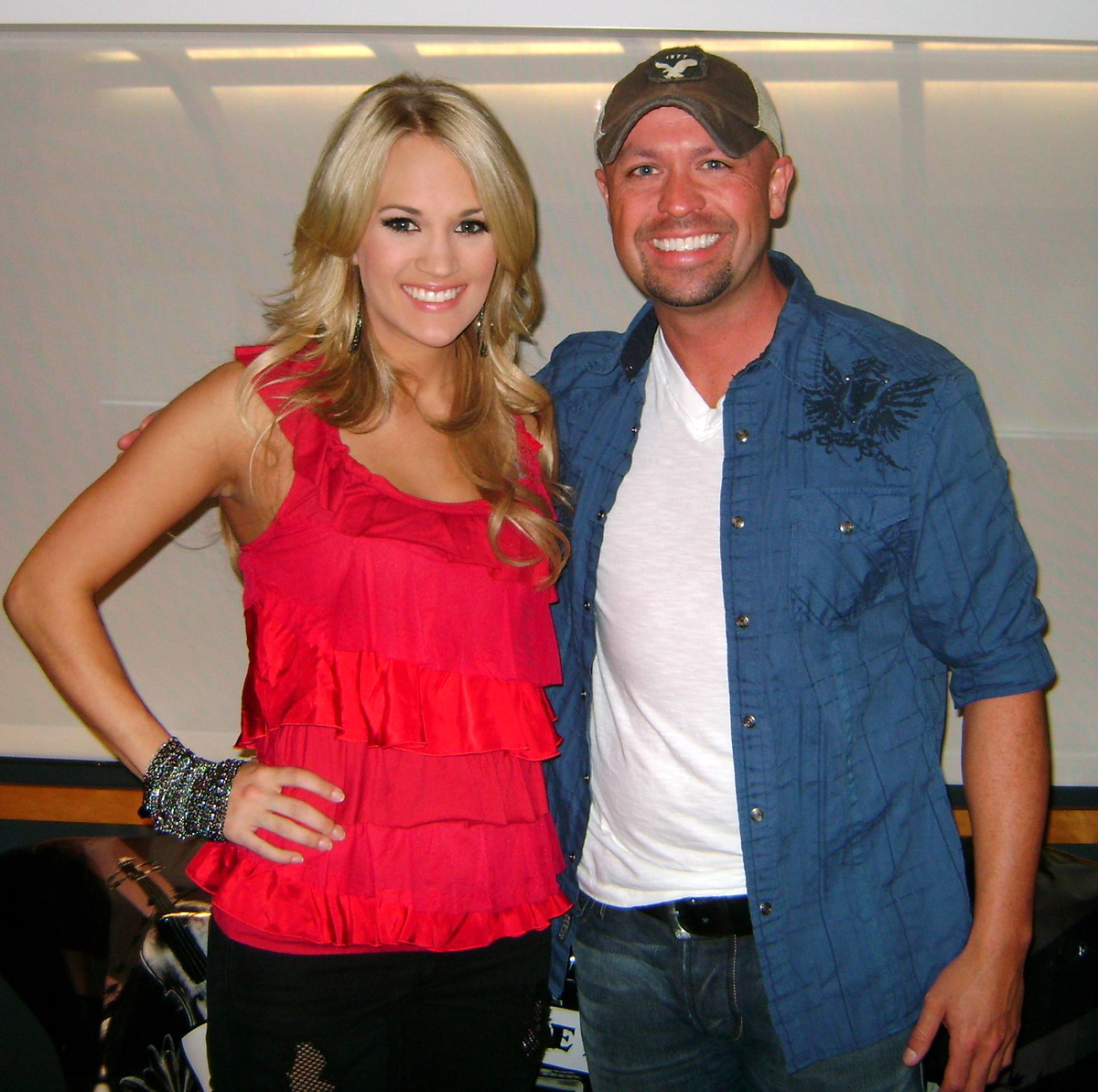 Carrie Underwood stops by CMT Radio Live