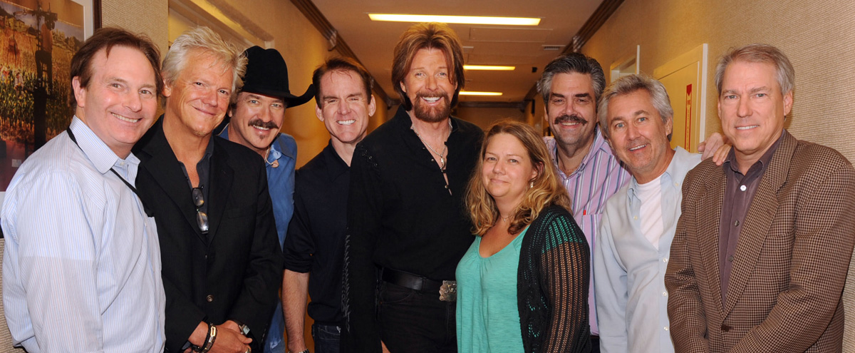 Brooks & Dunn with CMT and Sony Music Nashville executives