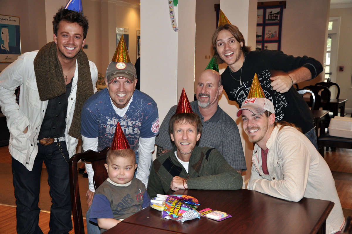 Bucky Covington, Love And Theft and Sawyer Brown visit Ronald McDonald House