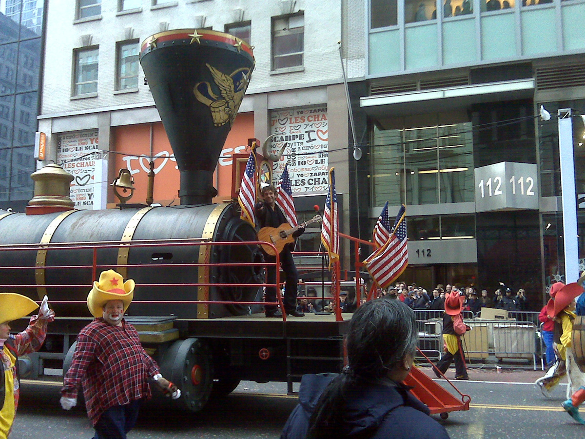 Billy Currington performs during Macy's Thanksgiving Day Parade