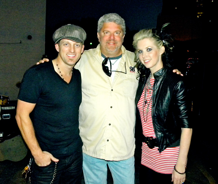 Thompson Square stops by WSIX/Nashville