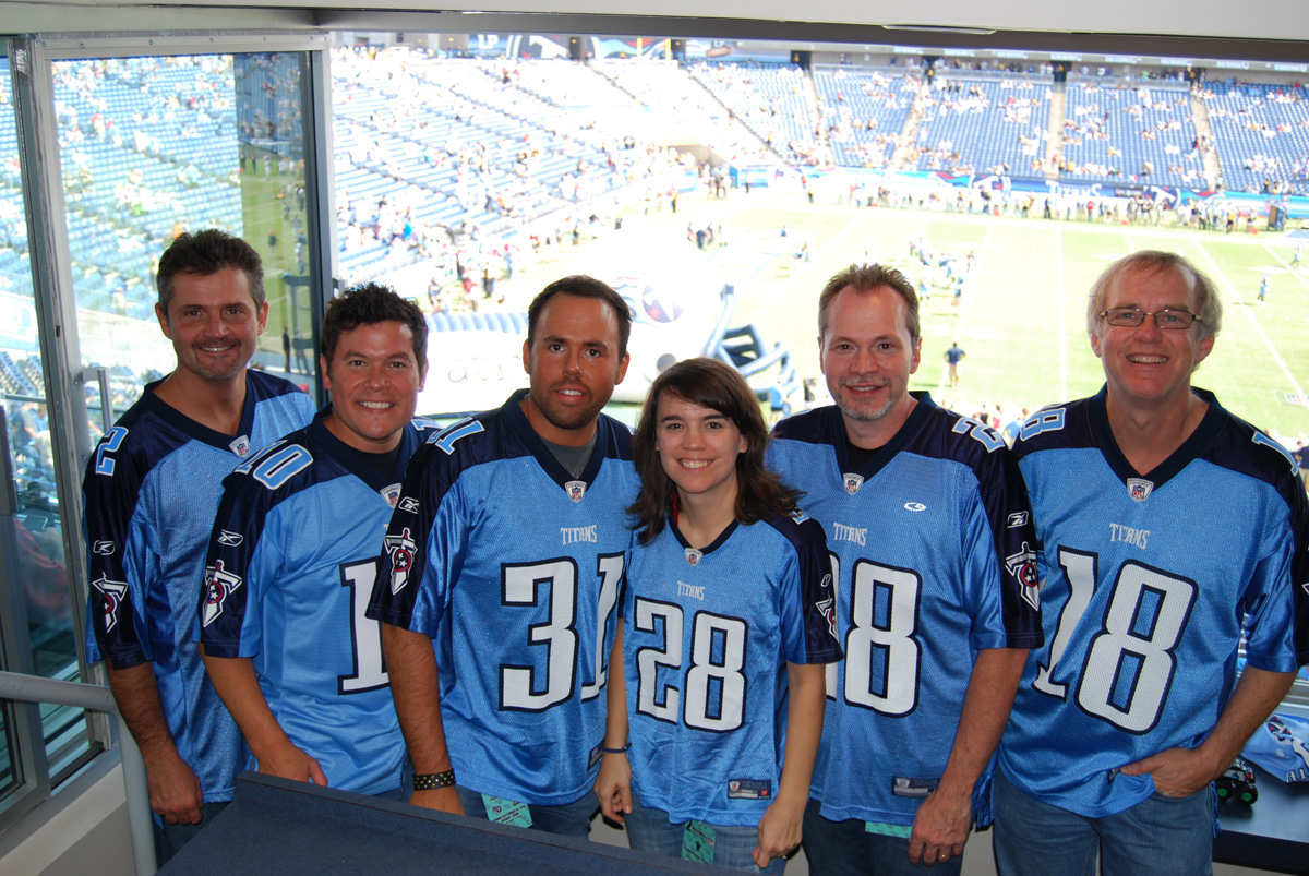 Grascals perform the National Athem at Titans game
