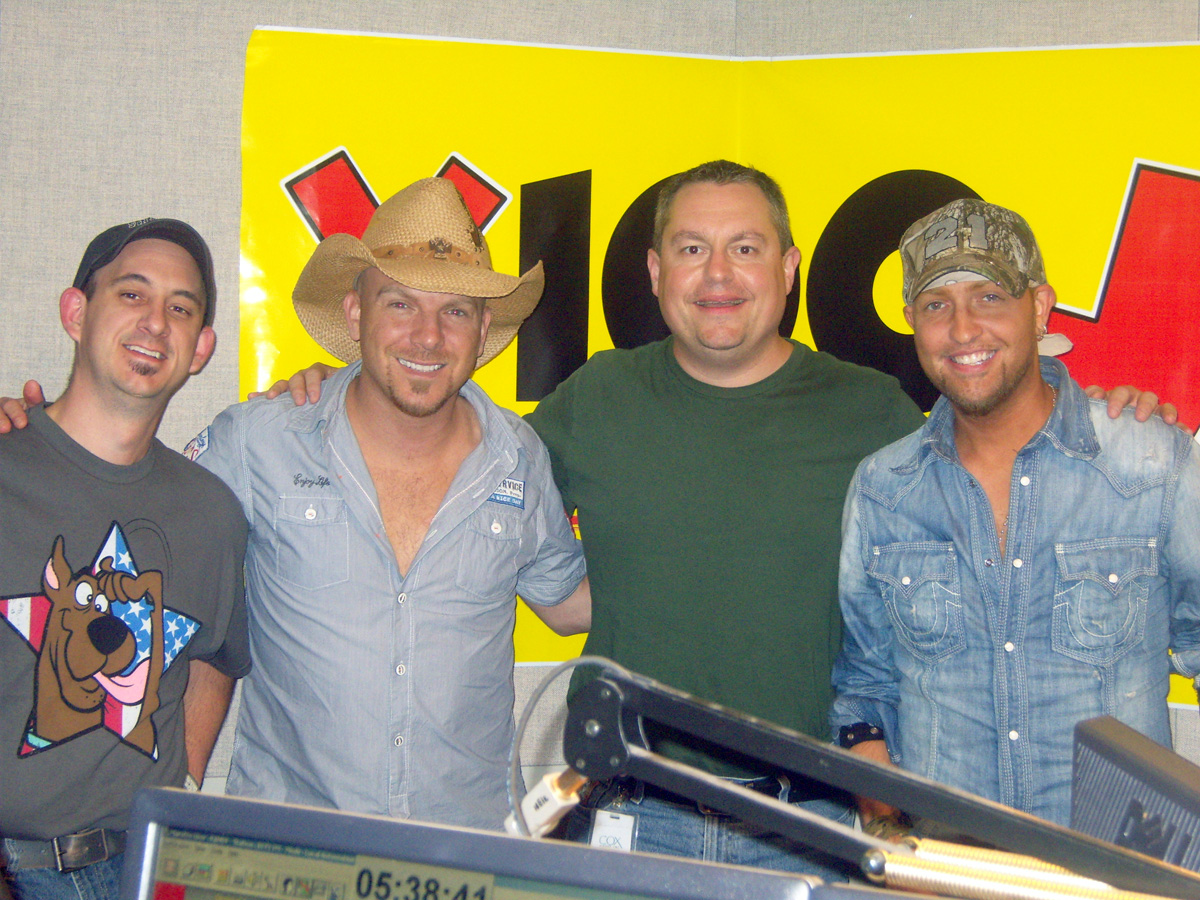 KCYY/San Antonio welcomes LoCash Cowboys