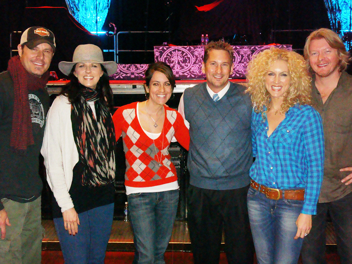 Little Big Town hangs with KDRK/Spokane staffers at show