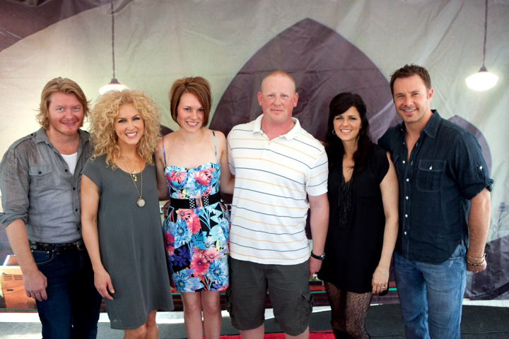 Little Big Town throws wedding for WLHK contest winners