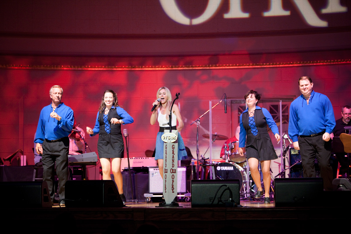 Laura Bell Bundy makes her Grand Ole Opry debut
