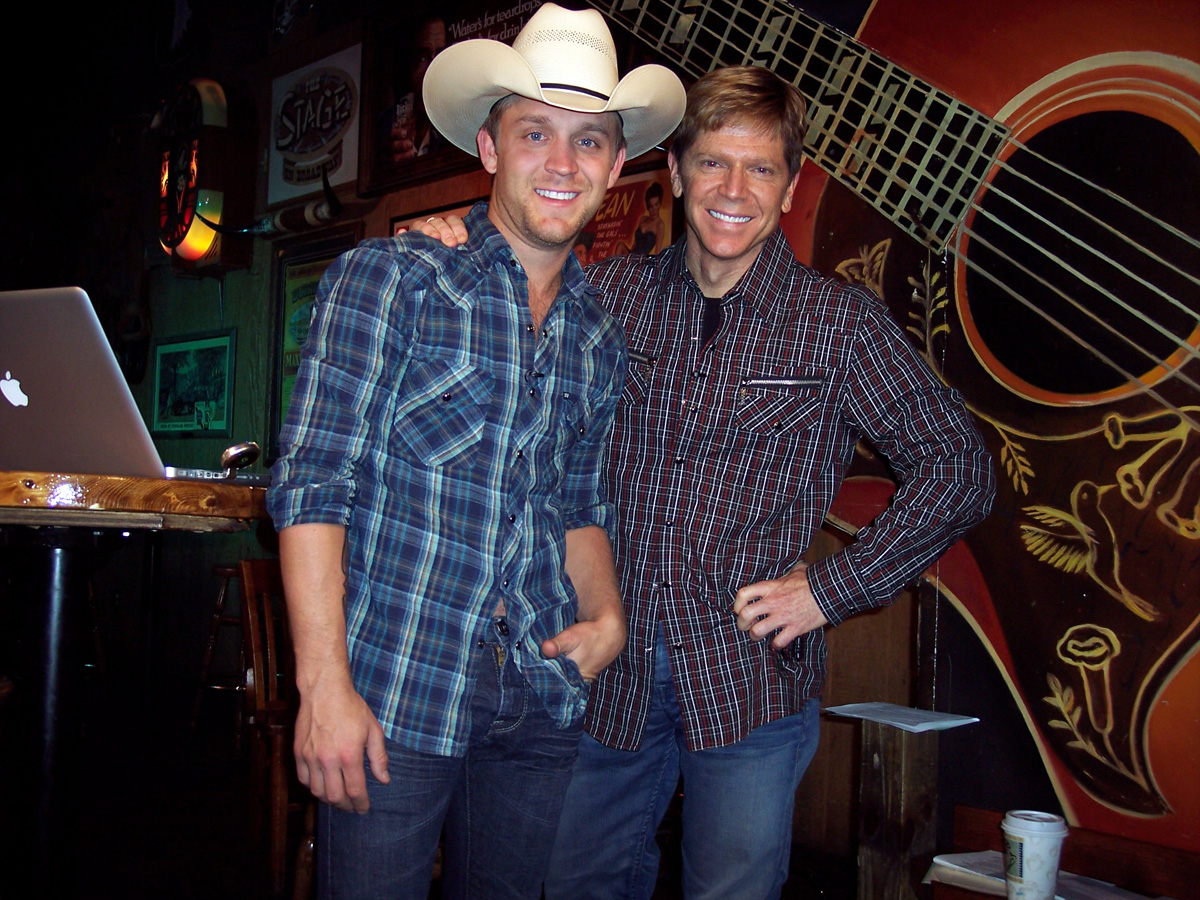 Vibe welcomes Justin Moore