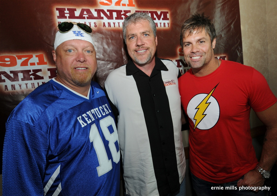 Montgomery Gentry stops by WLHK/Indianapolis