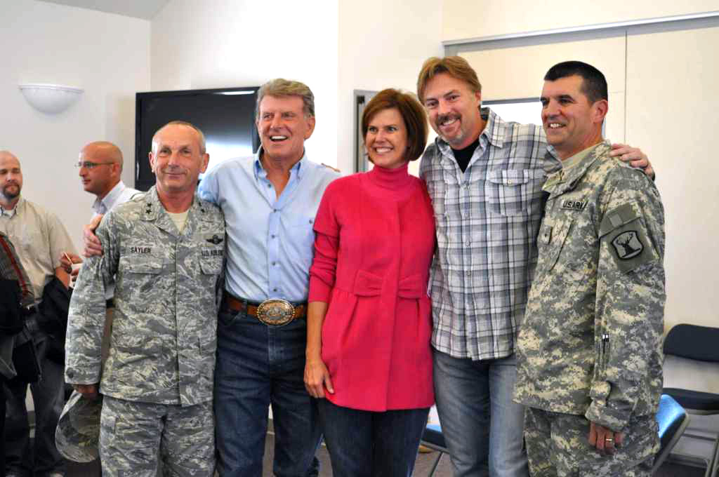 Darryl Worley performed for 116th Calvary Bridage Combat Team