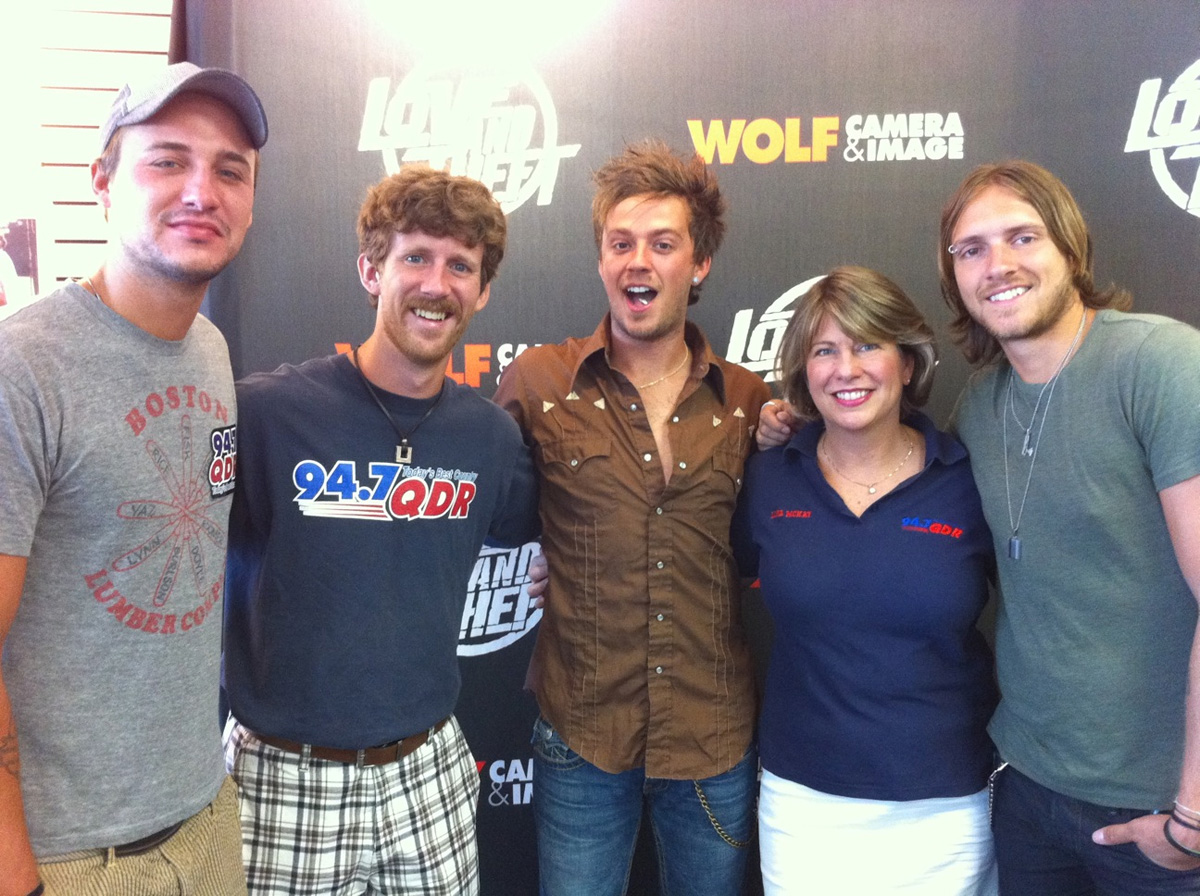 Love & Theft visits with WQDR/Raleigh staffers