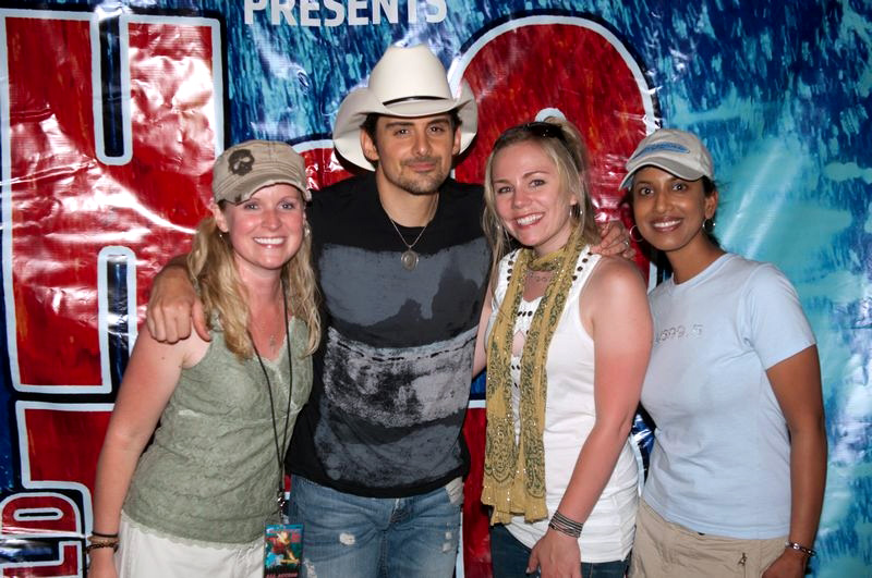 Brad Paisley stops by WUSN/Chicago