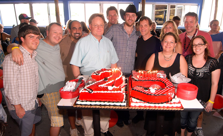 Chris Young celebrates 25 with Sony/RCA staff