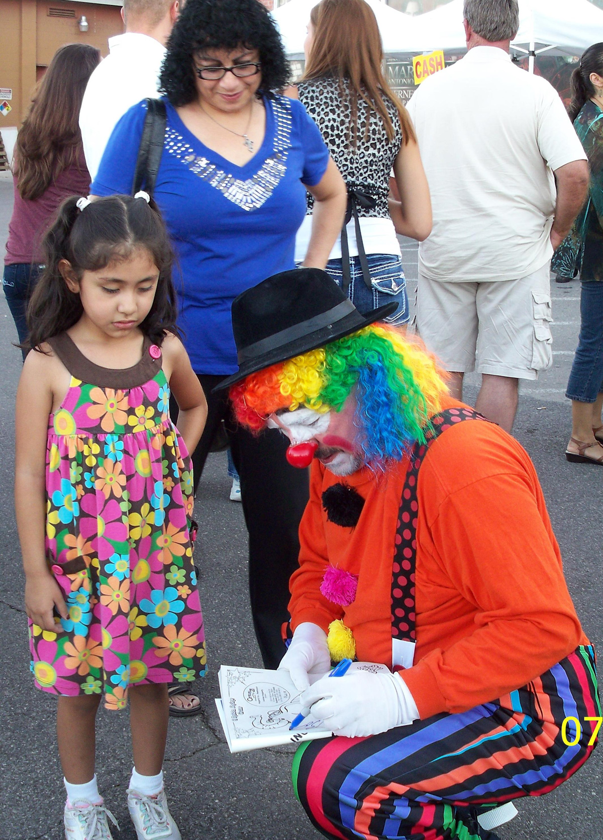 KHEY/El Paso's Bobcat Brown was a guest clown at El Maida Shrine Circus