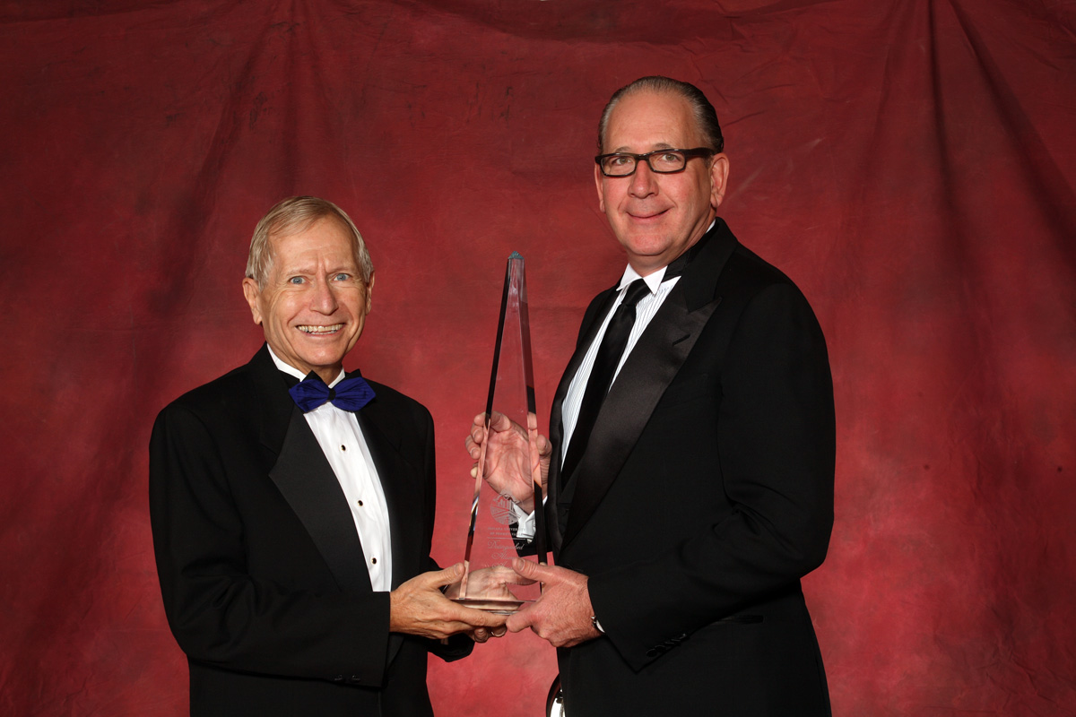 John Esposito receives Distinguished Alumni Award