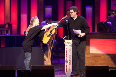 Vince Gill performs with Crystal Bowersox