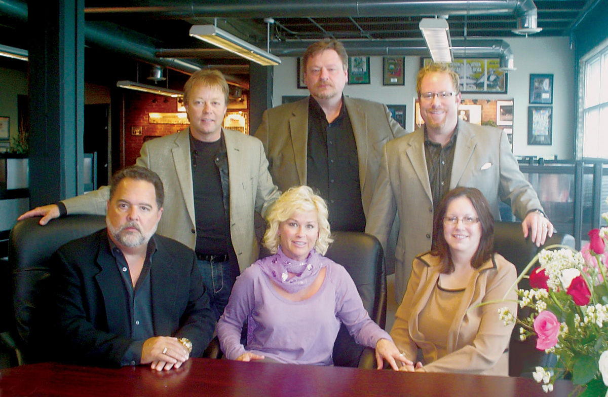 Lorrie Morgan signs with ANR Records