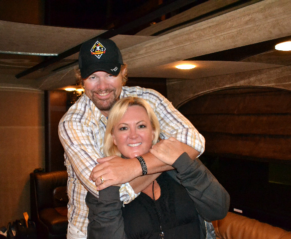 Premiere Radio After Midnite welcomes Toby Keith