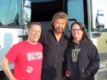  WYCD's Jack Shell mets up with Ronnie Dunn