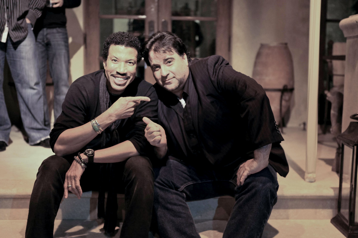 Lionel Richie hosts event at his home