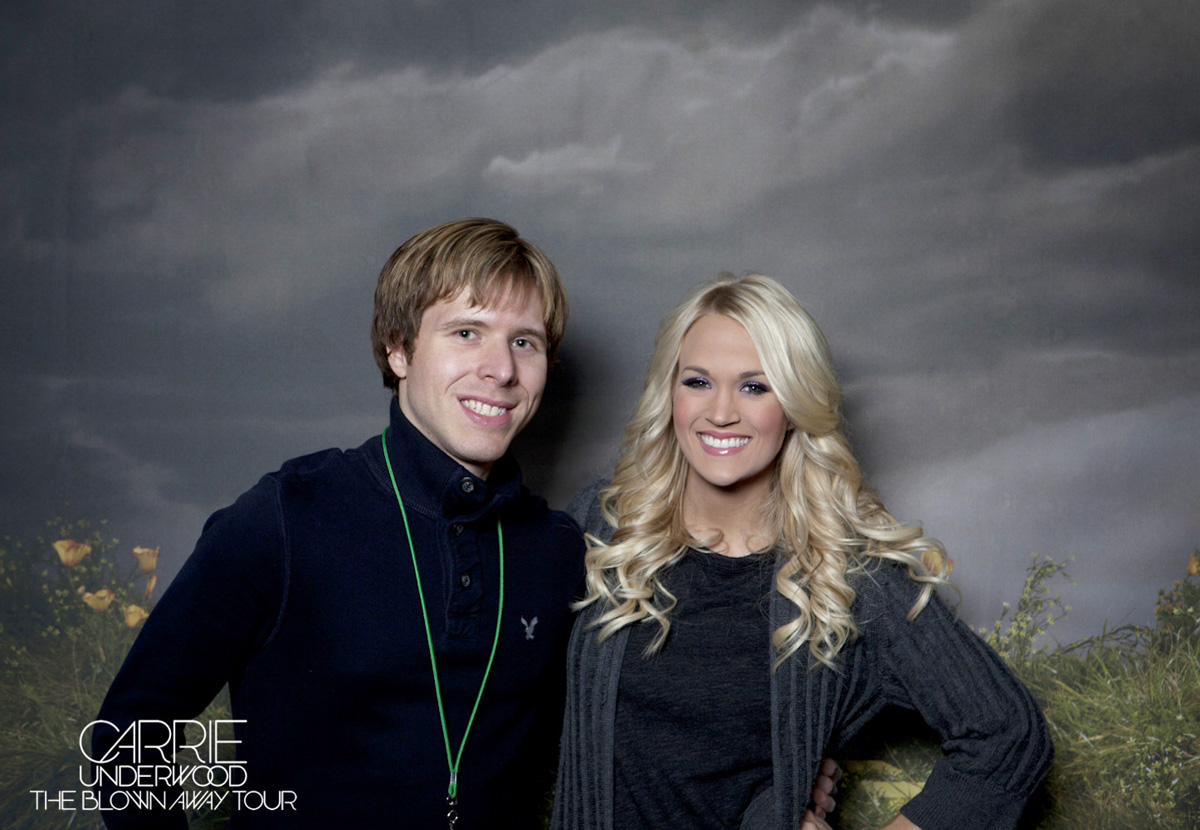 Carrie Underwood hangs out with WFGE's Jeff Hunt