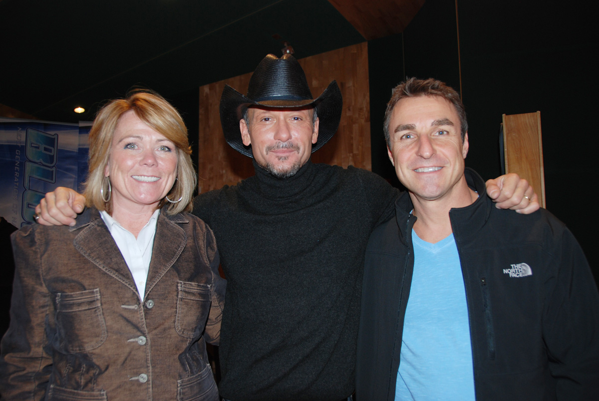 Tim McGraw stops by WIVK