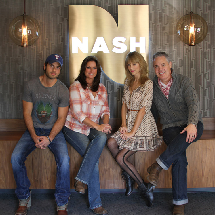 Taylor Swift with visits WNSH