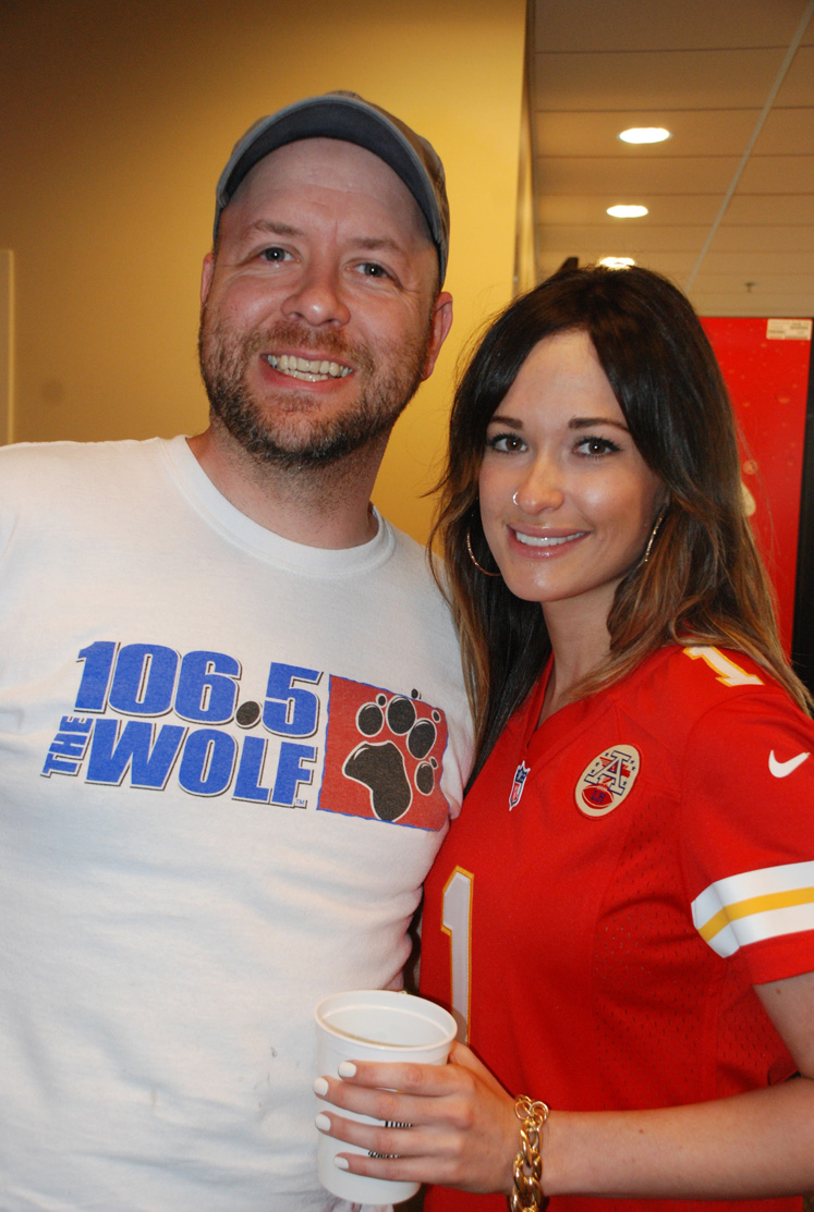 Kacey Musgraves stops by WDAF