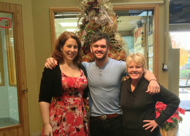 Kristina Carlyle and Dylan Scott stop by KMDL
