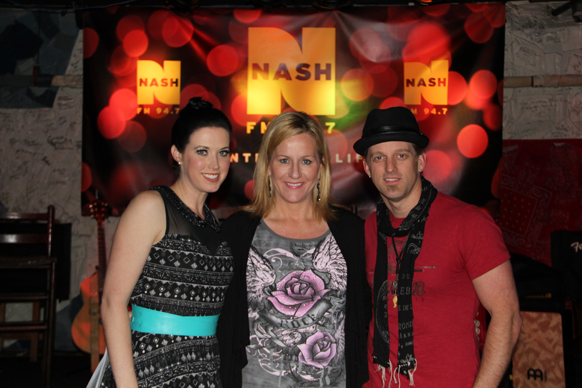 Thompson Square performs at WNSH