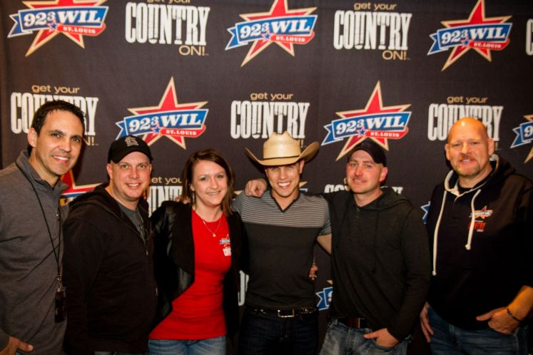Broken Bow, Dustin Lynch, St. Louis, WIL, Ford, Hot Country Nights, Ballpark Village