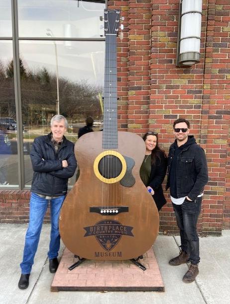Curb Records, Jackson Michelson, WXBQ, Birthplace of Country Music Museum 