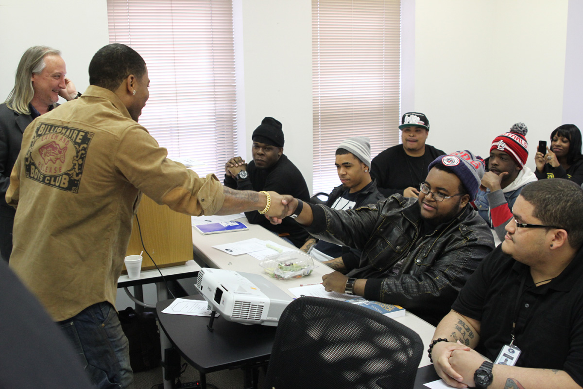 Nelly stopped by his music school, ex’treme Institut